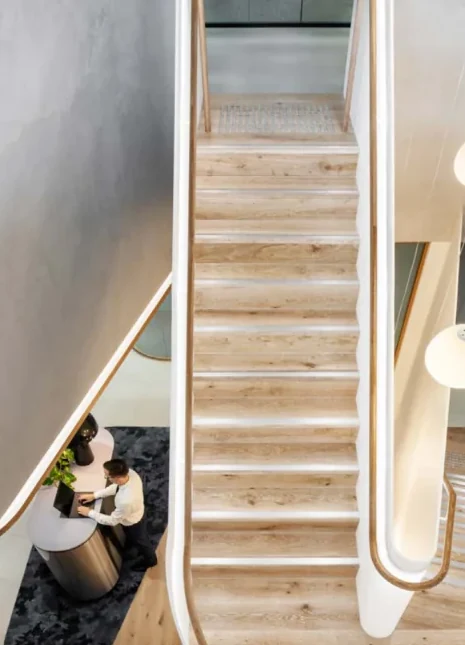 Mizuho — stair1